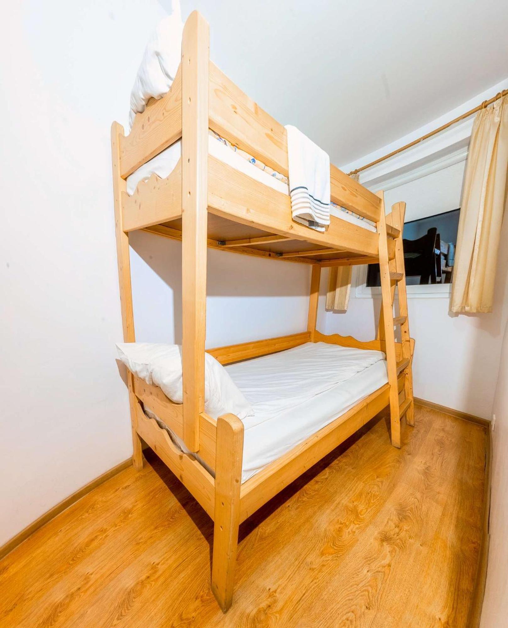 Vila Stefana Păltiniş Cameră foto